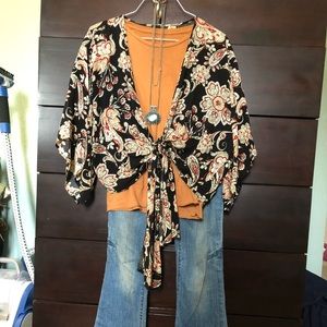 The Vintage look flare jeans, TOP NOT INCLUDED!